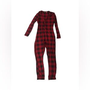 La Vie En Rose Womens Red Plaid Pajama Set